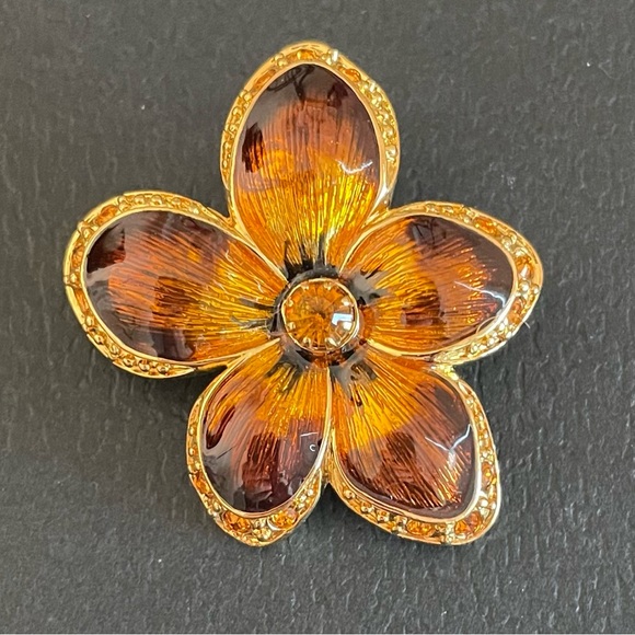 Vintage Joan Rivers Gold Plated Flower Brooch With Enamel And Swarovski Crystal - Picture 2 of 6
